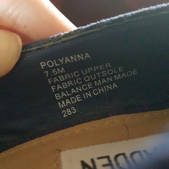 Steve Madden 7.5 platform - Picture 2 of 2